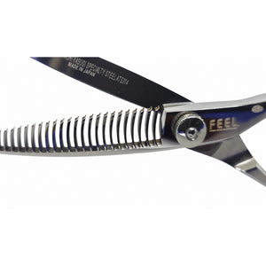 PROFEEL 29252 thinning shears and professional hair thinning scissors, blade and teeth detail