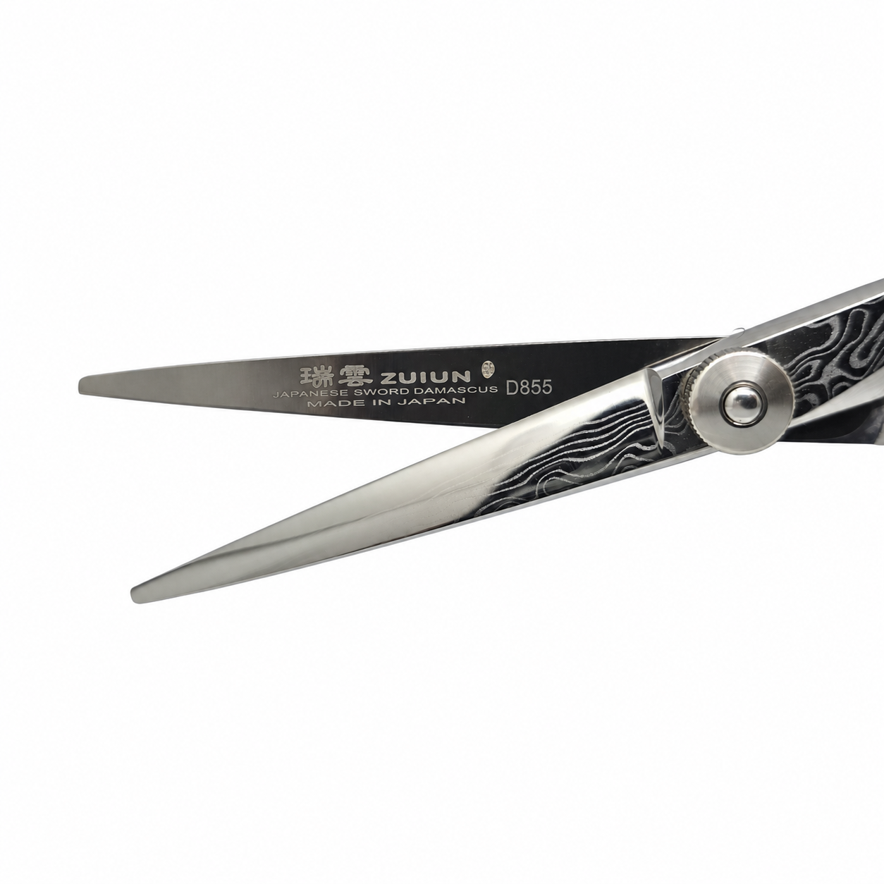 ZUIUN D855 blunt cut shear close-up showing Japanese Sword Damascus engraving and blade detail
